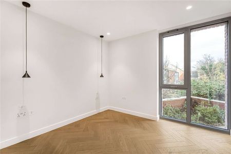 Two bedroom apartment in the highly anticipated Parkhaus development. - Photo 5
