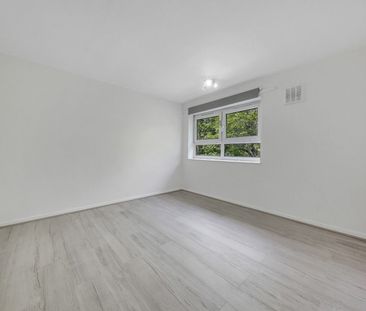 Room in a Shared Flat, Paul Street, E15 - Photo 6