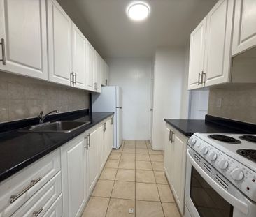 For Lease - 363 Lakeshore Road Unit# 504, Mississauga, Ontario - Photo 1