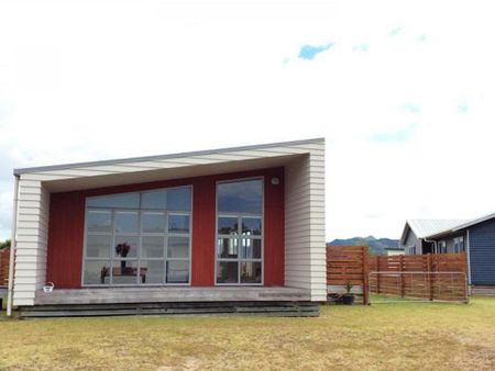 Kelly Jade - Bring your furry friends! - Photo 4