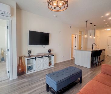 Bright Sage Hill 2 Bed 2 Bath Condo | Underground Parking | In Suit... - Photo 1