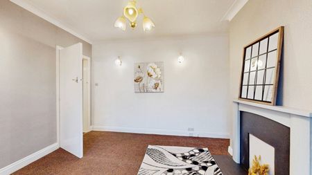 3 bedroom House To Let - Photo 3