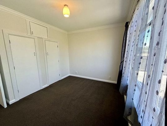 Renovated 3 bdrm home in handy location - Photo 1