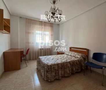 Piso en alquiler en Castellanos - Photo 1