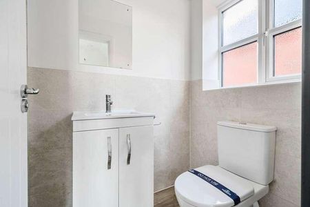 Taylor Lane, Preston, PR4 - Photo 5