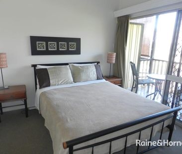 FULLY FURNISHED 1 BEDROOM UNIT - Photo 5