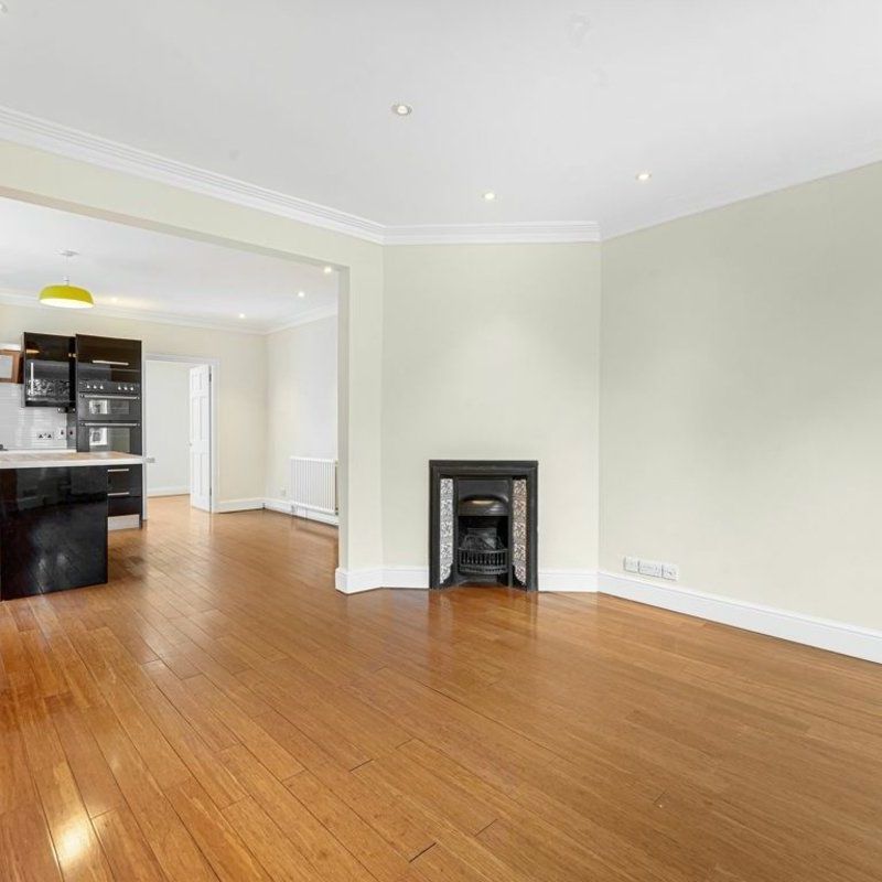 Auckland Road, Kingston Upon Thames, KT1 - Photo 1