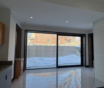 For Lease - 977 Lillian Street Unit# Bsmt Mid, Toronto, Ontario - Photo 5