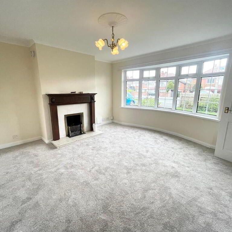 55 Belfast Road, Holywood, BT18 9ES - Photo 1