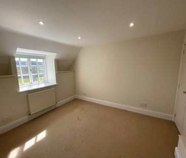 2 bedroom semi-detached house to rent - Photo 2