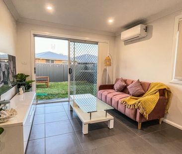 FULLY FURNISHED GRANNY FLAT - Photo 3