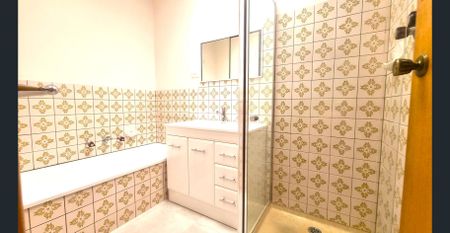 Close to Everything! - Photo 4