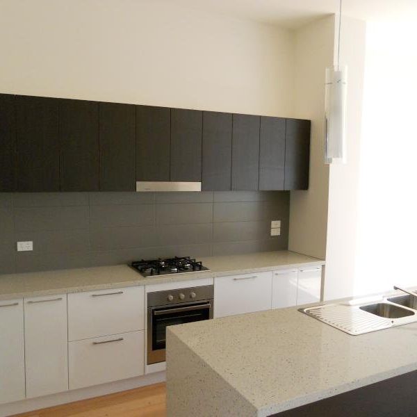 17A Agnew Street, Brighton VIC 3186 - Townhouse For Rent | Domain - Photo 1