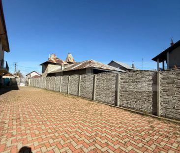 Casă mare, 9 camere, curte 1000 mp – disponibilă pentru - Fotografie 4
