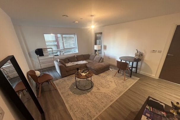 Hurst Street, L1 - Photo 1