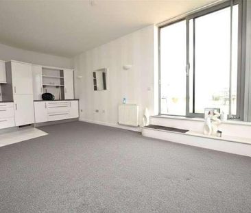 Lexicon Apartments, Mercury Gardens, Romford, RM1 - Photo 3