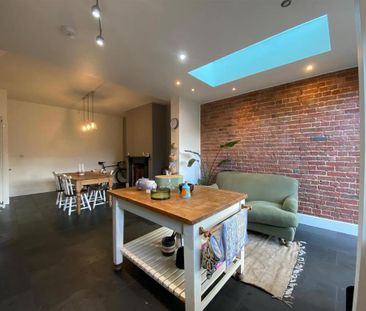 2 bedroom terraced house to rent - Photo 4