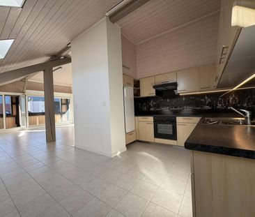 Premier loyer offert - grand appartement 4 pièces de 115 m² avec ba... - Foto 2
