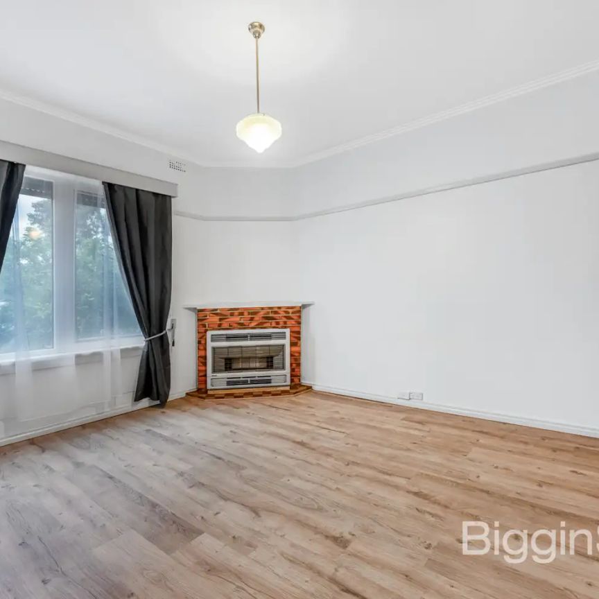 “A Great Family Home” - Photo 1