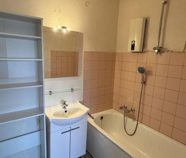 Appartement te huur in Genk voor € 650 met 1 slaapkamer - Photo 3