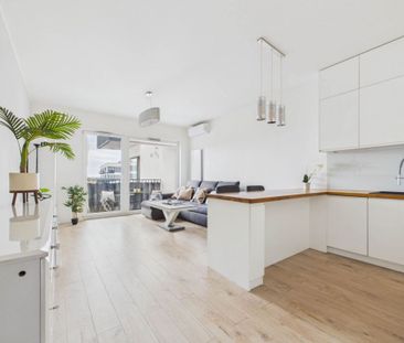 Wynajmę 3 pokojowe, nowe mieszkanie - Wawer - Photo 1