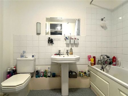 Rowan Close, Ealing, W5 4AQ - Photo 2