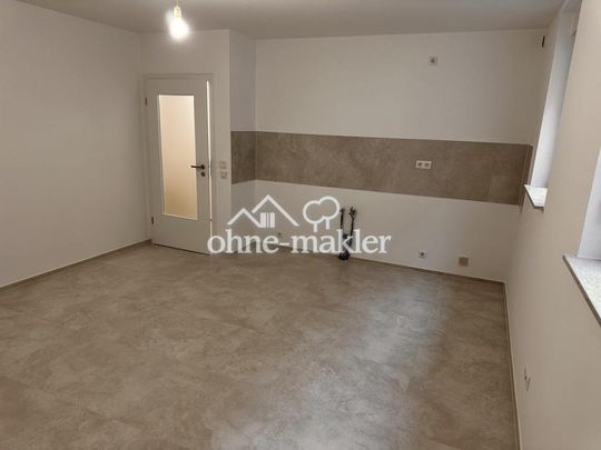 Ab SOFORT 2-Zimmer-Wohnung (44 m²) im Souterrain in der Stadtmitte nur für "Singles" - Photo 1