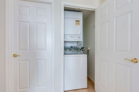 For Lease - 4889 Kimbermount Avenue Unit# 308, Mississauga, Ontario - Photo 3