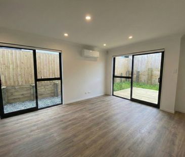 65A Tiroroa Avenue, Te Atatu South, Auckland - Photo 1