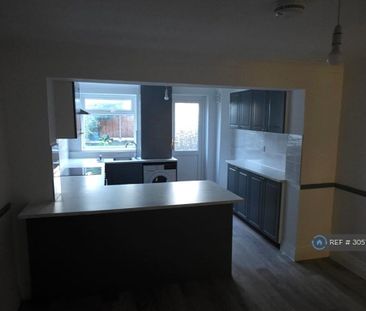 3 bedroom terraced house to rent - Photo 4
