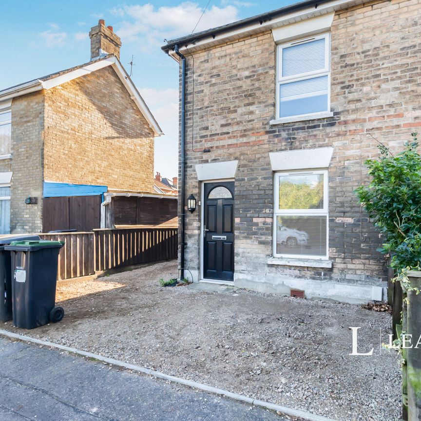 2 bedroom house to rent North Road, Bournemouth, BH7 - Photo 1