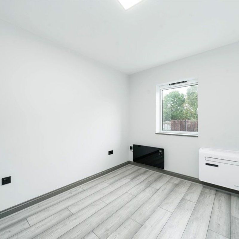 Colney Hatch Lane, Muswell Hill, N10 - Photo 1