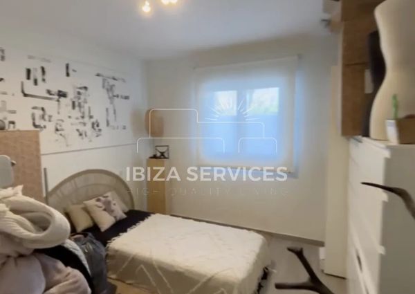 Charming 3-Bedroom Townhouse with Private Pool in Cala de Bou – Available for Yearly Rental