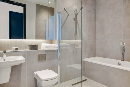 Three bedroom apartment @ Opus, 6 Hanover Quay, Grand Canal Dock, Dublin 2. - Photo 5