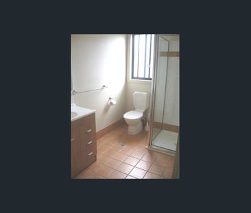 3/66 Rowland Avenue, Wollongong, NSW 2500 - Photo 2