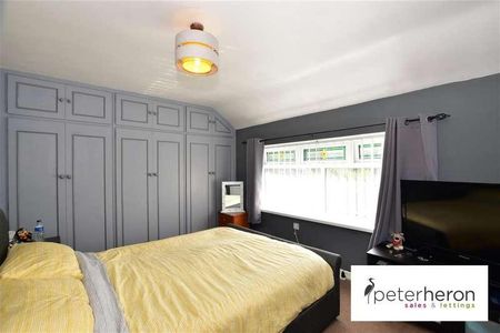 Ravenna Road, Redhouse, Sunderland, SR5 - Photo 4