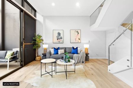 MGM MARTIN - THREE BEDROOM TERRACE STYLE APARTMENT - Photo 5