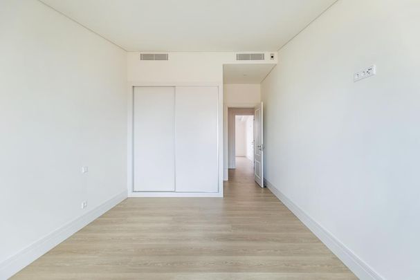 3 Bedroom Apartment with swimming pool, Janelas Verdes, Lisboa - Photo 1