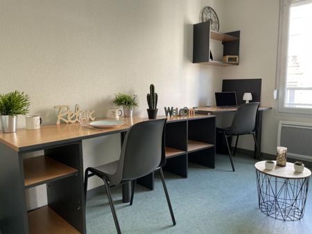 Studio meublé à louer à SAINT ETIENNE - Photo 2