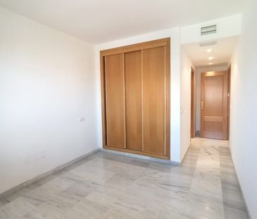 Alquiler de piso en calle Villa del Río - Photo 3