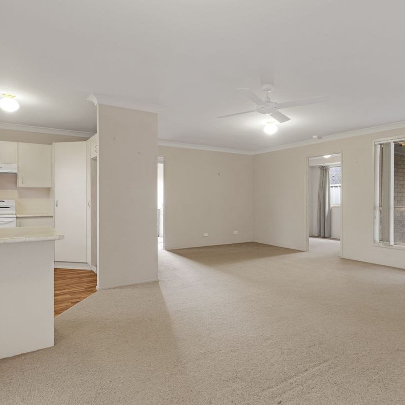 Well Maintained Villa - Photo 1