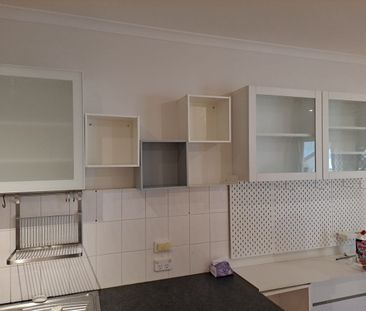 3 Beedroom townhose in the Heart of Box Hill - Photo 6