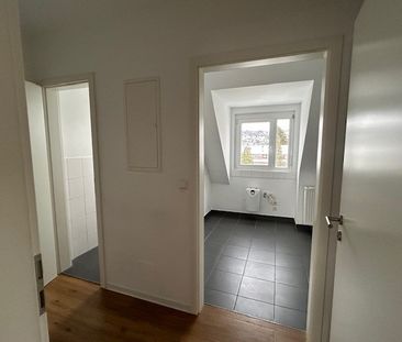 Helle 2-Zimmer Wohnung mit Balkon! - Foto 4