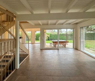 Maison entièrement rénovée avec 900 m2 de jardin - Photo 3