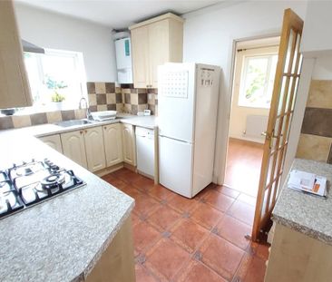 Dene Gardens, HA7, Middlesex - Photo 4