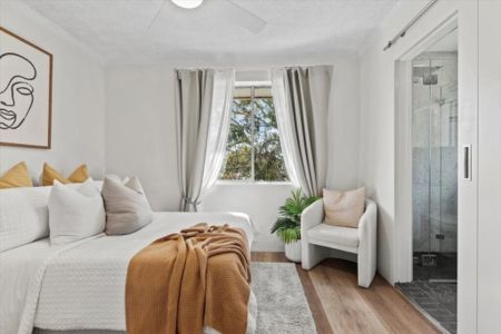 Renovated Top-Floor Apartment with Leafy Outlook & Oversized Garage - Photo 5