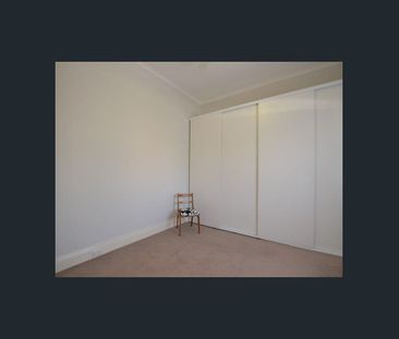 QUIET STREET IN A FANTASTIC LOCATION - Photo 5