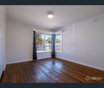 230 Seaford Road, Seaford, Vic 3198 - Photo 2