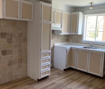 5 1/2 BIEN SITUÉS TROIS-RIVIERES-OUEST - Photo 3