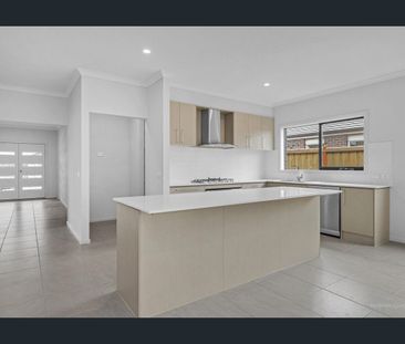 Spacious Family Living in Junction Village - Photo 4